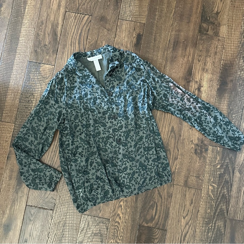Vintage button down shirt - womens silk / rayon blend